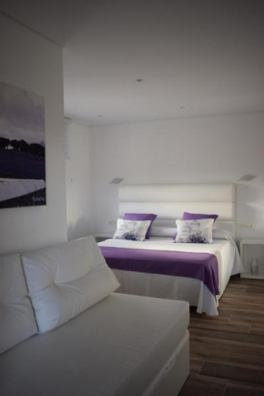 Hotels in Endrinal
